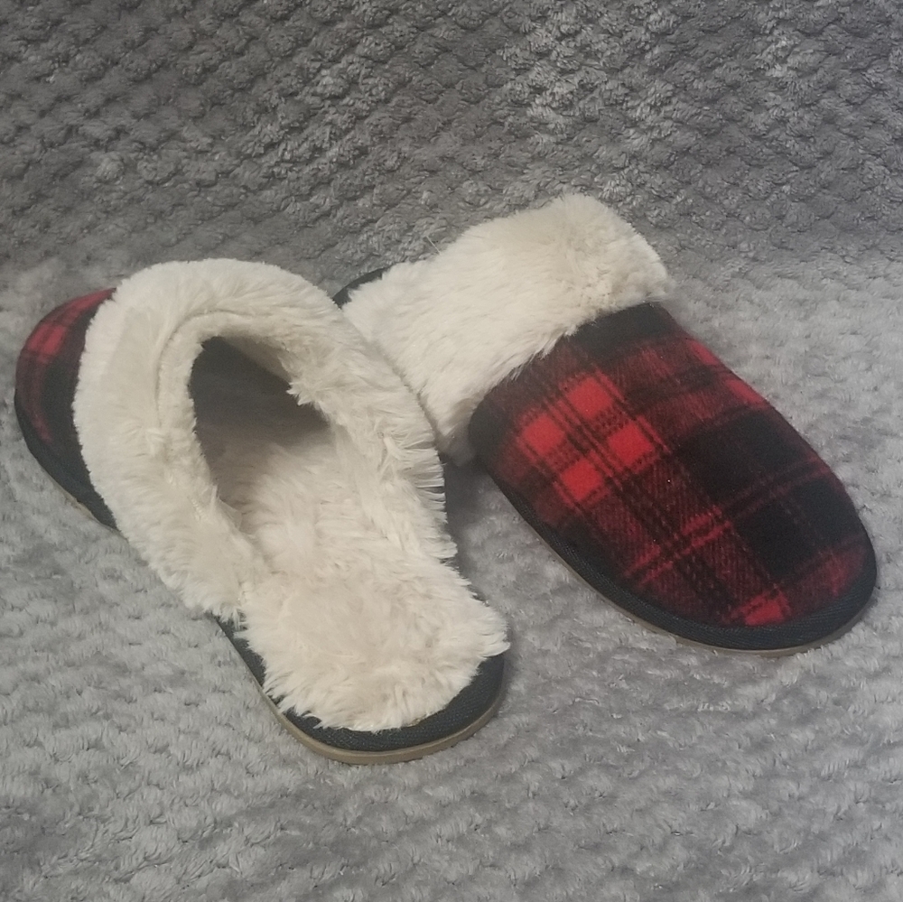 Checkered Plaid House Slippers w/Faux Fur Trim - Picture 2 of 3
